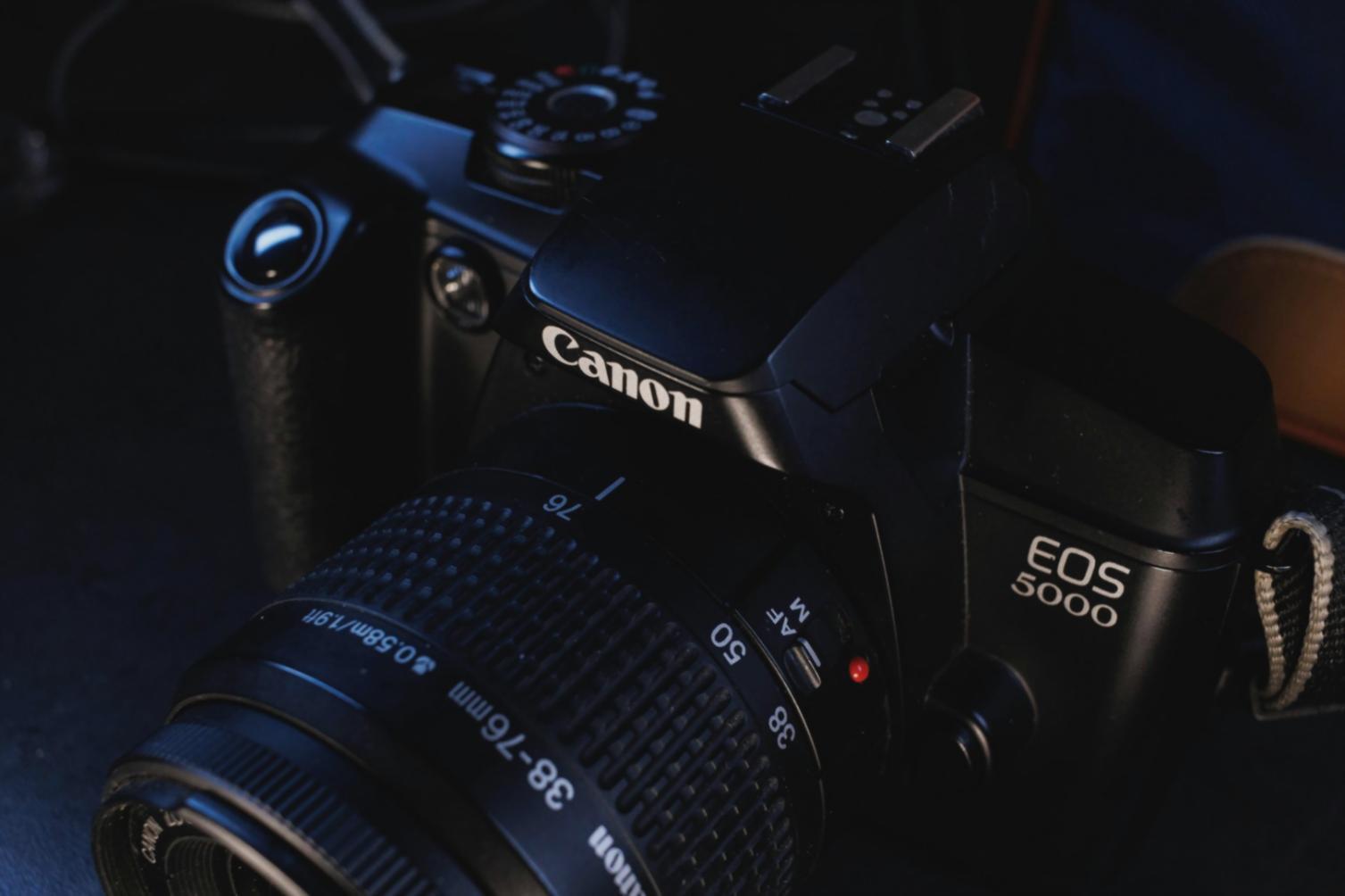 Dettaglio di lavorazione su timeline di montaggio